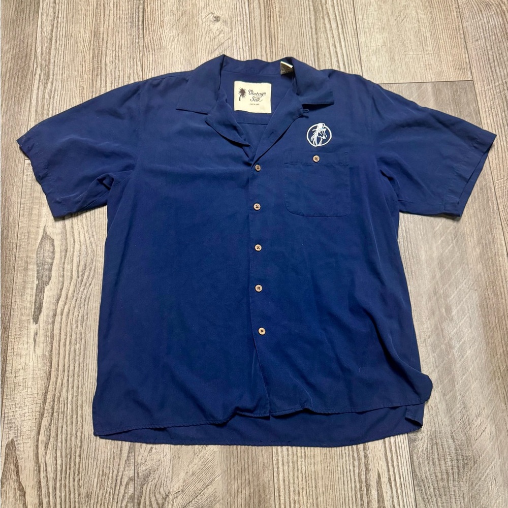 Yacht wear Camp shirt button down Vintage Silk 100% bowling shirt Navy blue Med